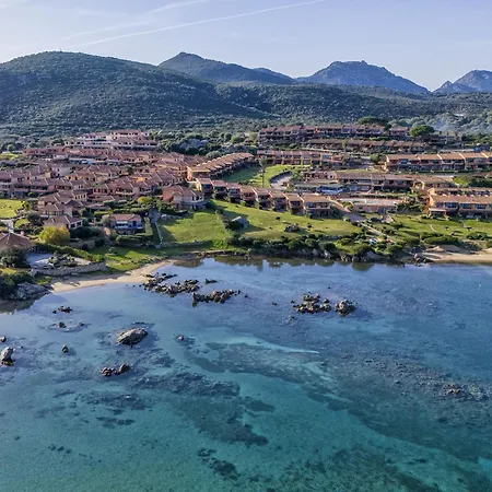 Apartamento F4 - F2- Baia De Bahas By Interhome Golfo Aranci