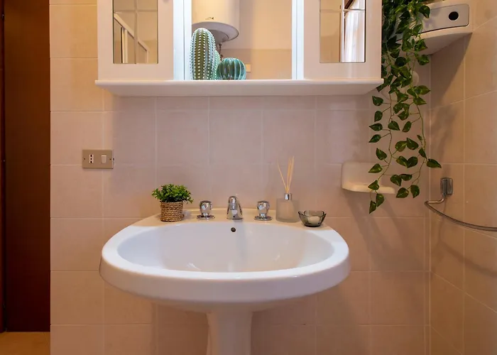 F4 - F2- Baia De Bahas By Interhome Daire *